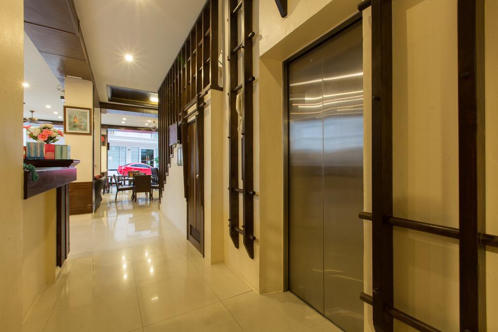 Thai Siam Patong Exterior photo