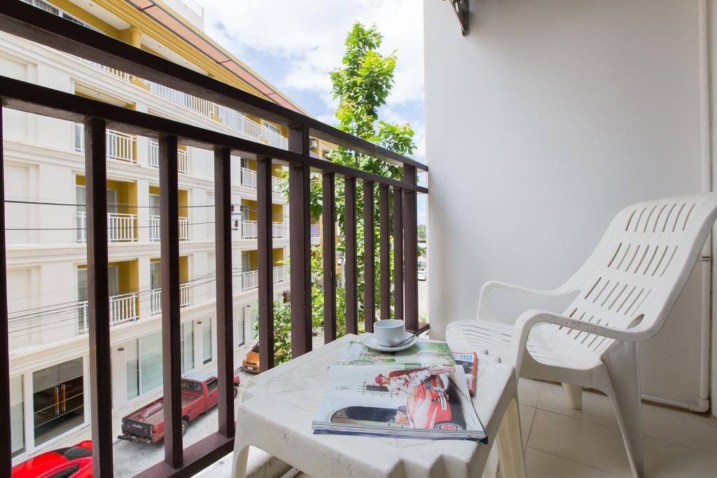 Thai Siam Patong Exterior photo