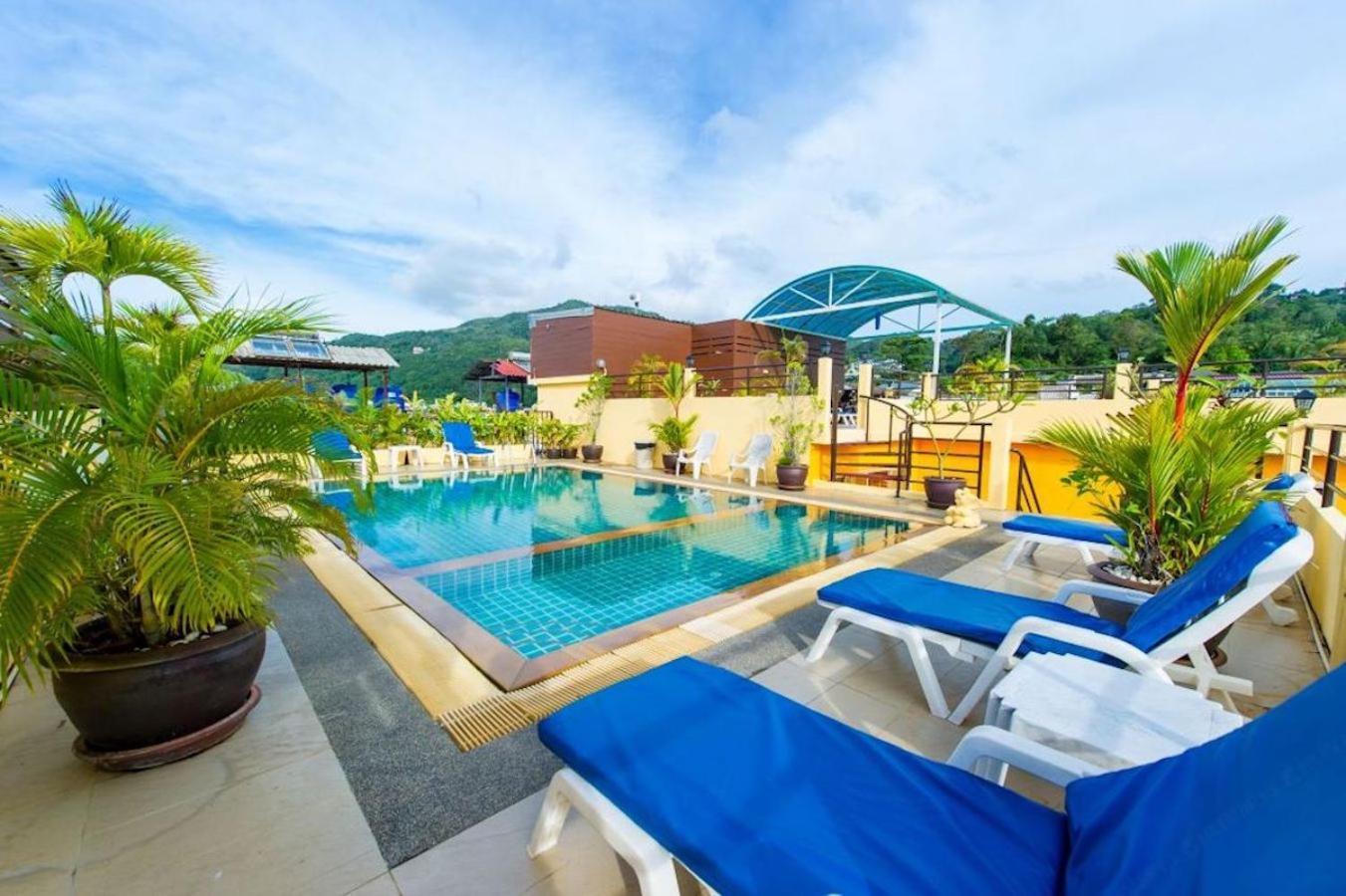 Thai Siam Patong Exterior photo