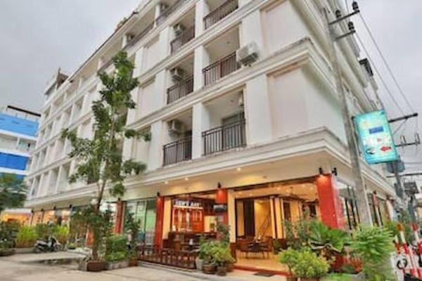 Thai Siam Patong Exterior photo