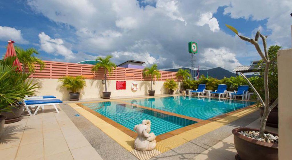 Thai Siam Patong Exterior photo