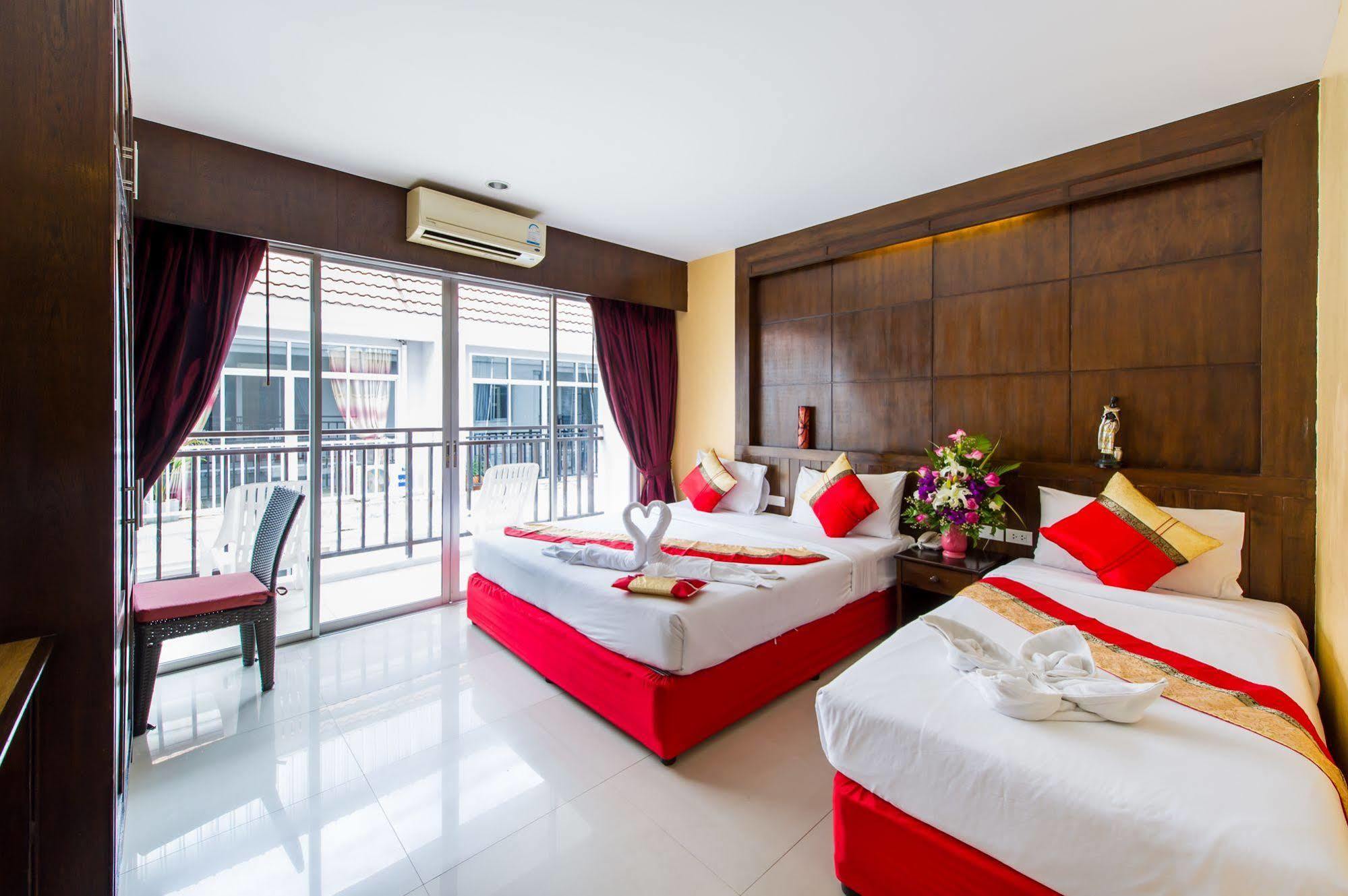 Thai Siam Patong Exterior photo